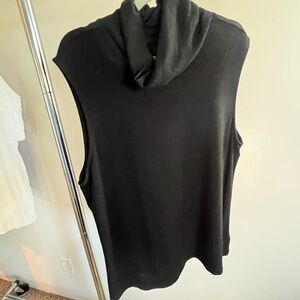 Jones New York Black Sleeveless Top